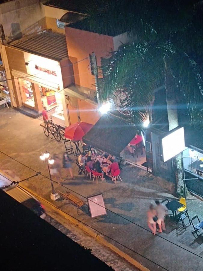 Agito E Sossego Na Rua Mais Charmosa De Ubatuba Pelo Google Bagian luar foto