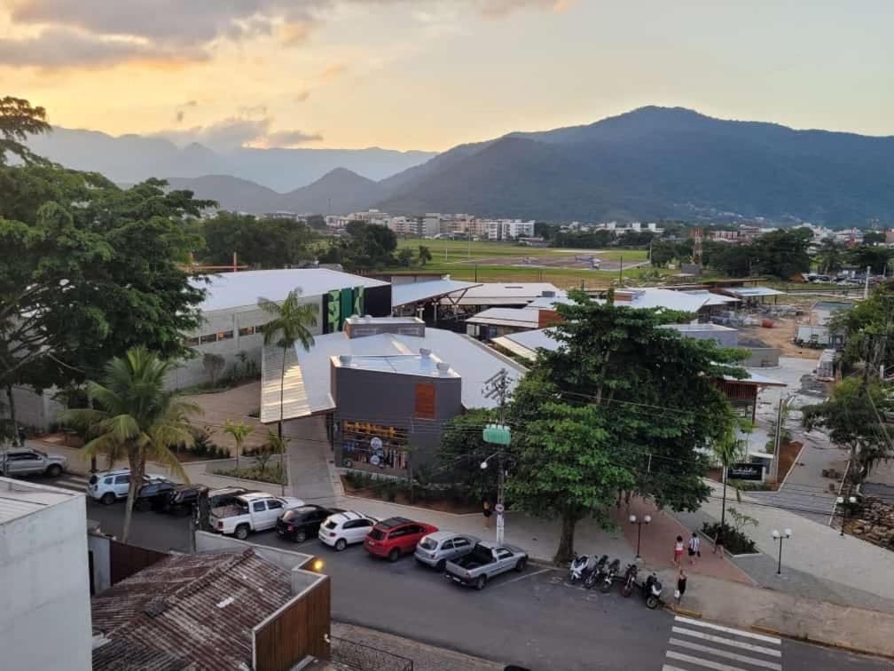 Agito E Sossego Na Rua Mais Charmosa De Ubatuba Pelo Google Bagian luar foto